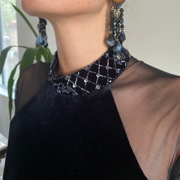 Beautiful vintage velour dress, sheer sleeve. Sz 6 - Picture 7 of 7